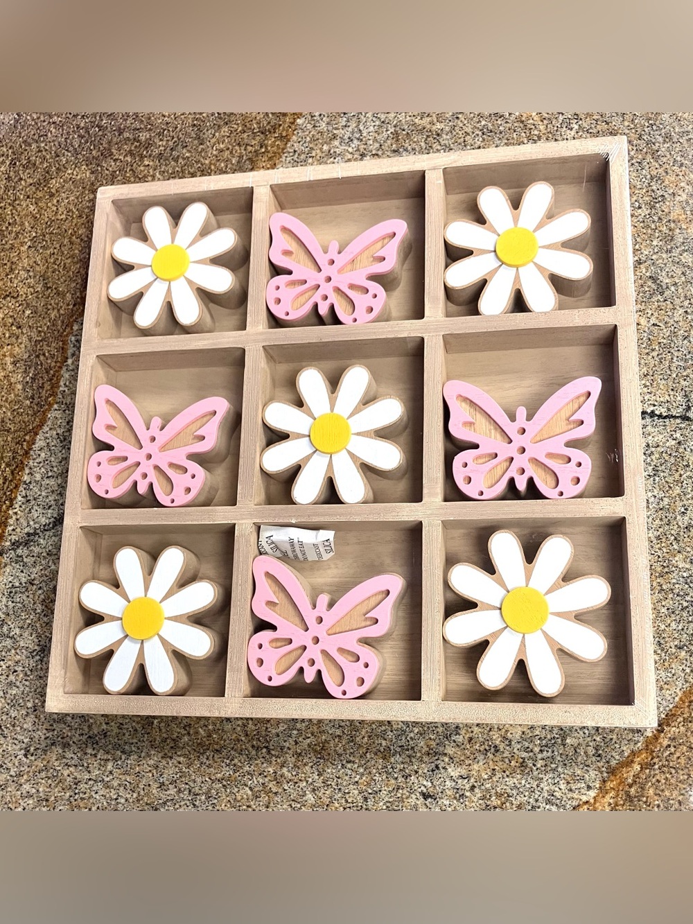 Wood Daisies & Butterflies Tic Tac Toe Game NEW Flower And Butterfly Wooden Game